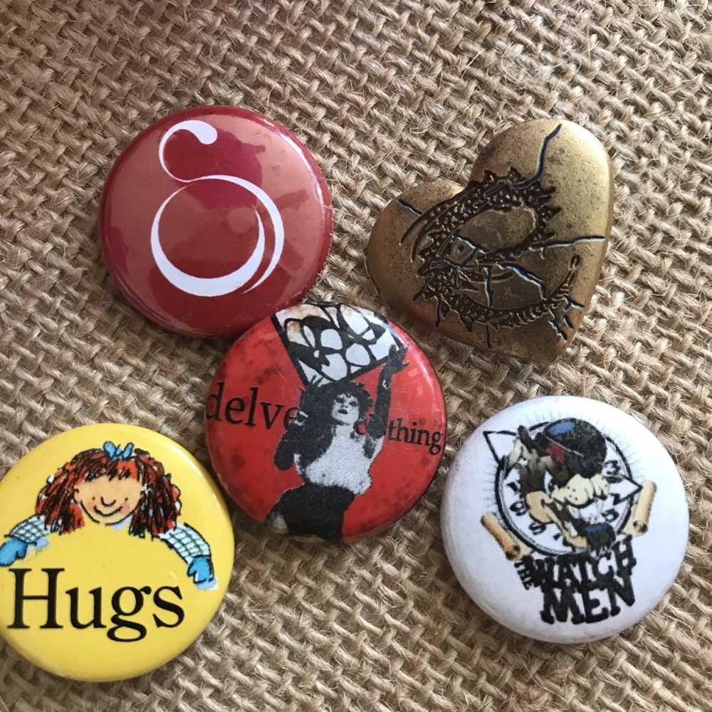 BUNDLE O’ PINS ❣️